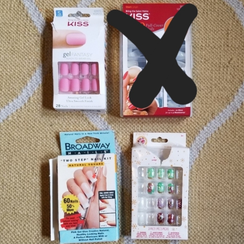 SOLD new press on nails KISS & Broadway packages plus extra Christmas press ons